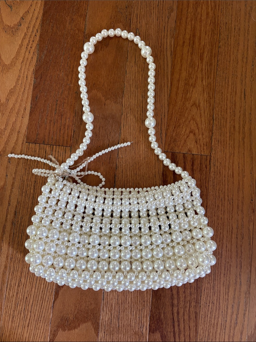 Pearl Beaded Shoulder Bag - White
